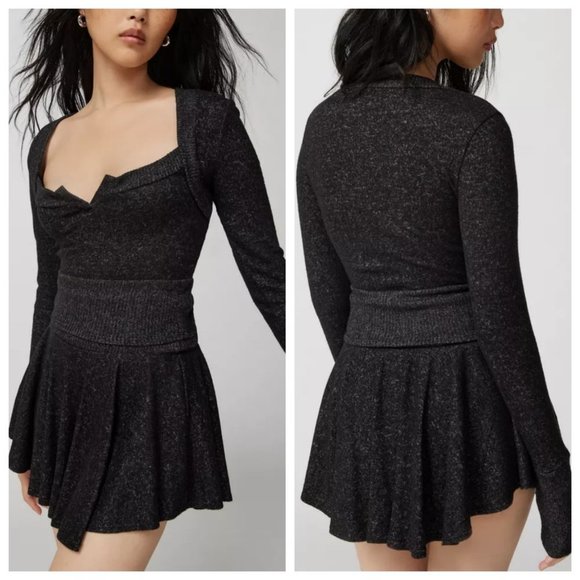 🏷️NWT UO Lounge Set! Tate Cozy Knit Layered Top & Mini Skort Set In Black - S/M - Picture 2 of 16